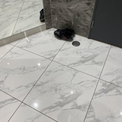 【闇深】パチ屋のトイレに 靴落ちてんねんけどwww